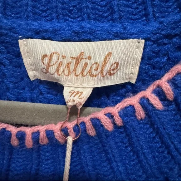 Listicle - Royal Blue Knit sweater with Coral knit Flowers - NWT - size M - Picture 8 of 10